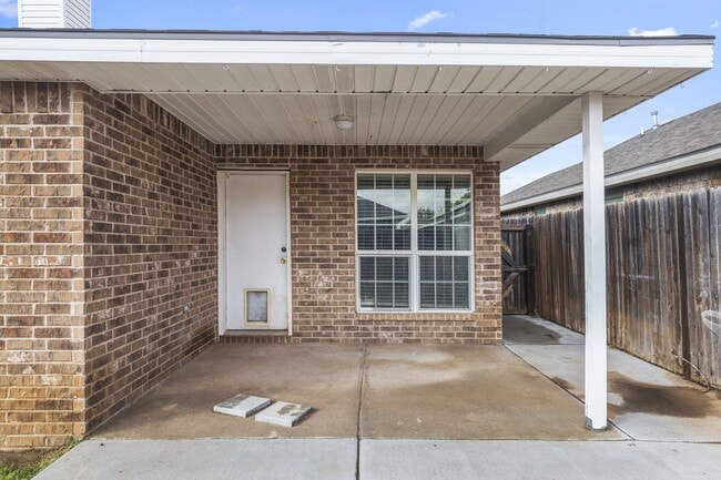 Building Photo - 3212 Oriental Ave