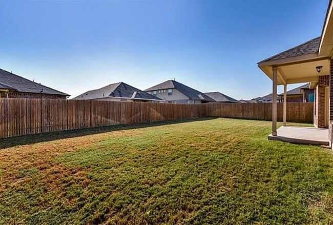 Building Photo - 1905 Texoma Dr