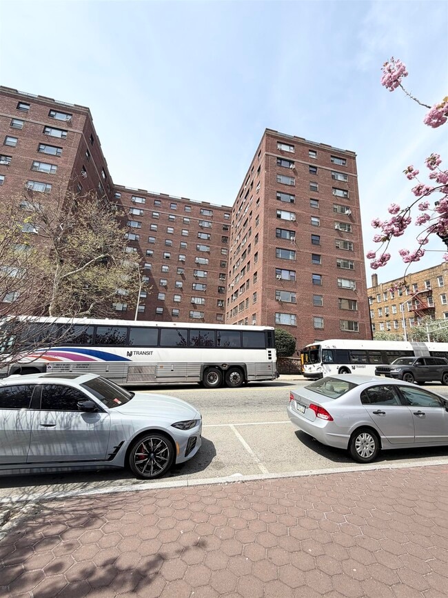 Building Photo - 6515 JFK Blvd E