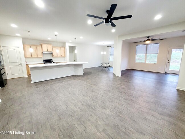 Building Photo - 3808 Misty Grove Ct