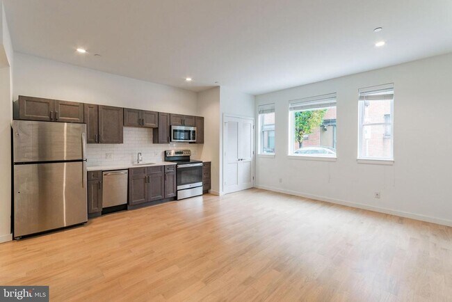 Building Photo - 507 S 8th St