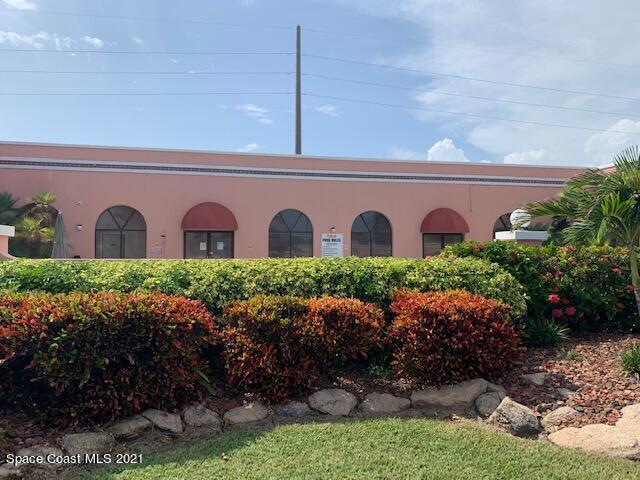 Building Photo - 748 S Orlando Ave