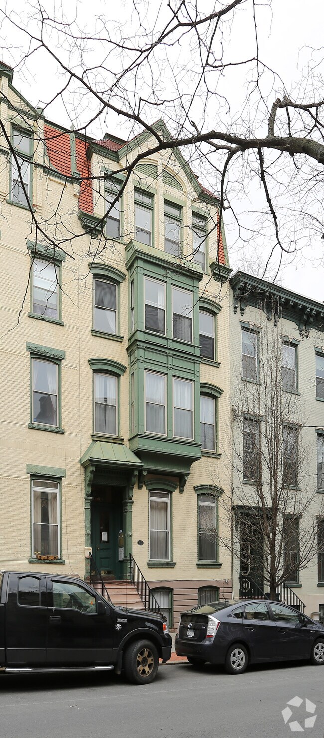 151 Lancaster St 151 Lancaster St Albany NY 12210 Apartment Finder