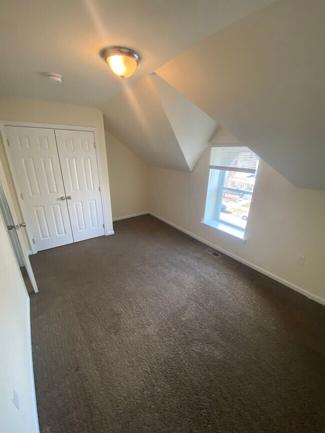 Building Photo - 15 N 50th St