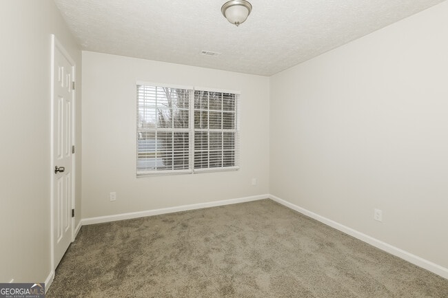 Building Photo - 9555 Fairway Turn