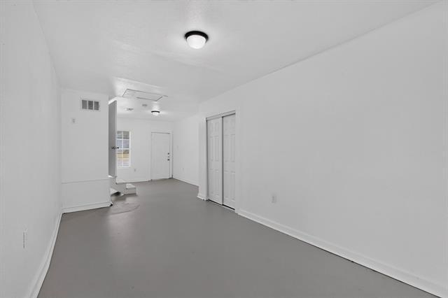 Building Photo - 2538 Stovall Dr