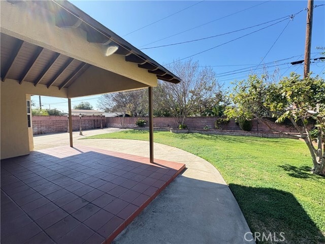 Building Photo - 725 N Butterfield Rd