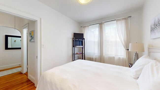 Building Photo - 1 bedroom in Brighton MA 02135