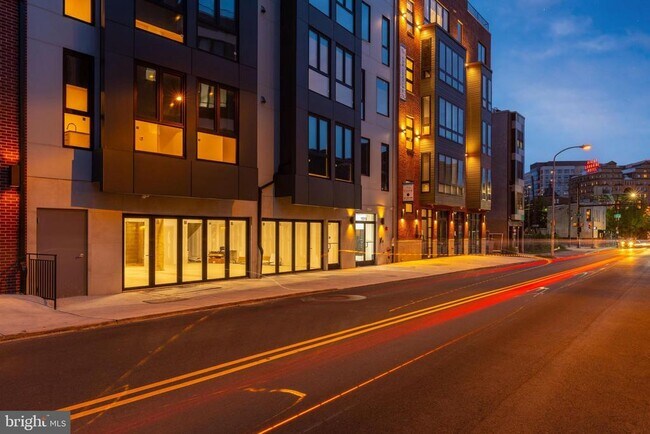 Building Photo - 1519 Ridge Ave