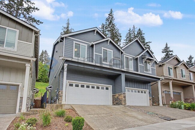Building Photo - 4231 S Cloverhill Wy