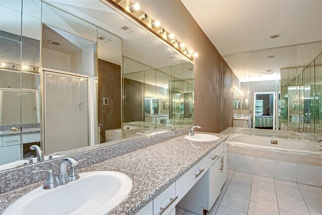 Building Photo - 6000 Reims Rd