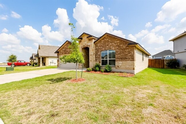 Building Photo - 107 Reagor Dr