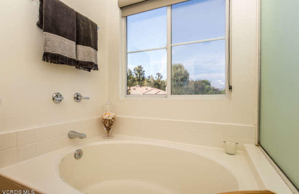 Building Photo - 530 Bannister Way