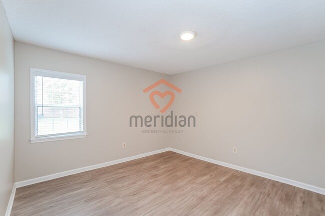 Building Photo - 2 bed / 1 bath ~ Ladson, SC