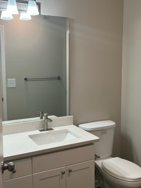 Building Photo - 25 Hamiltons Harbor Dr