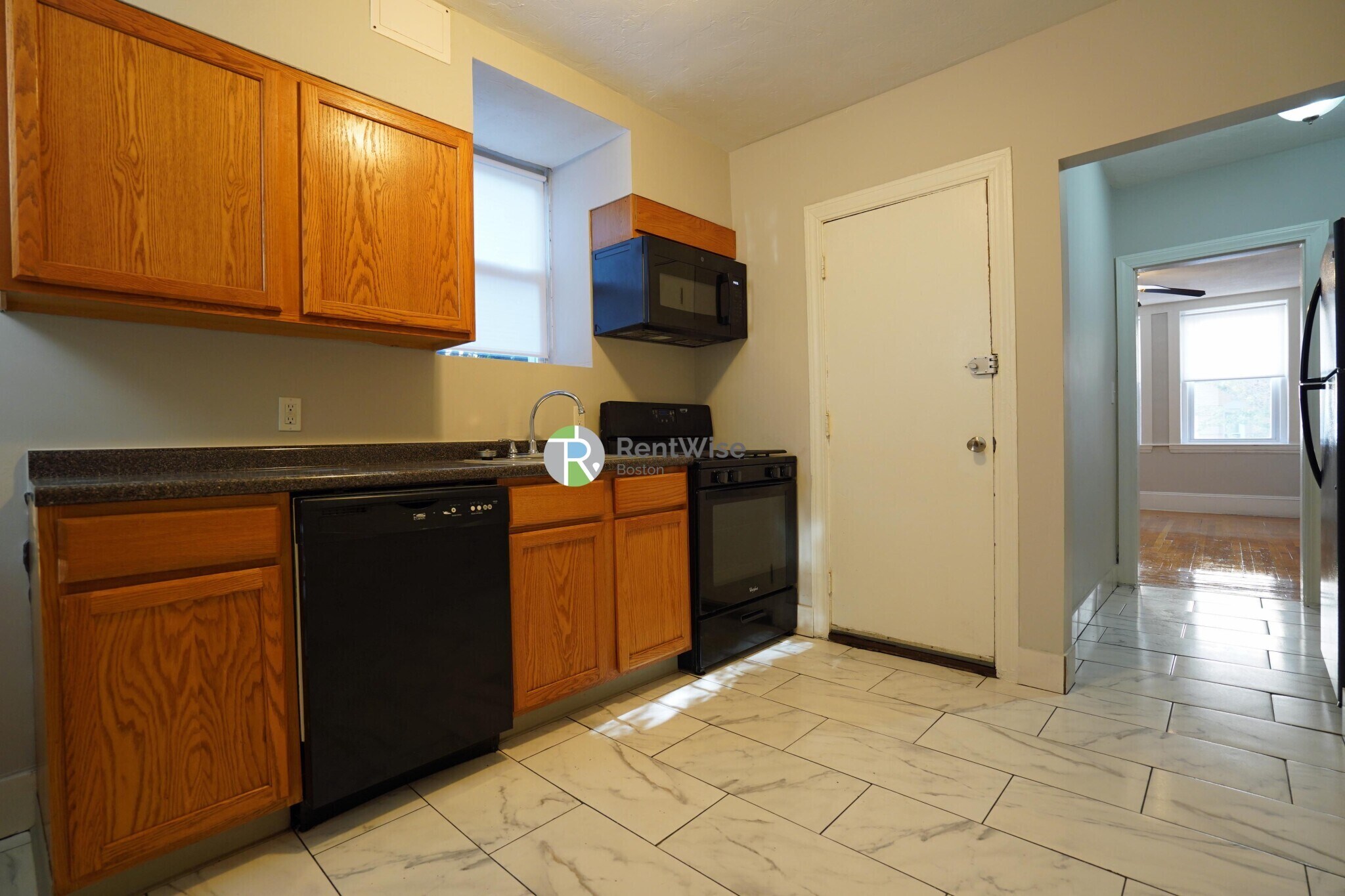 Building Photo - 146 Chiswick Rd