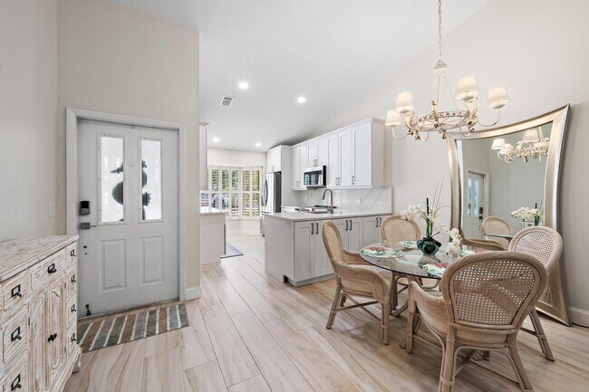 Building Photo - 11139 SE Sea Pines Cir