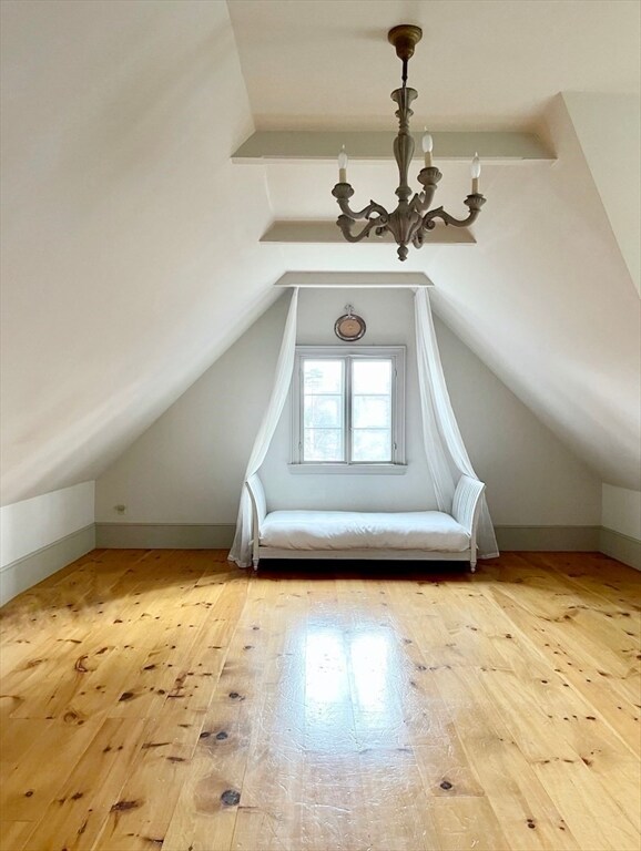 Building Photo - 918 Hale St