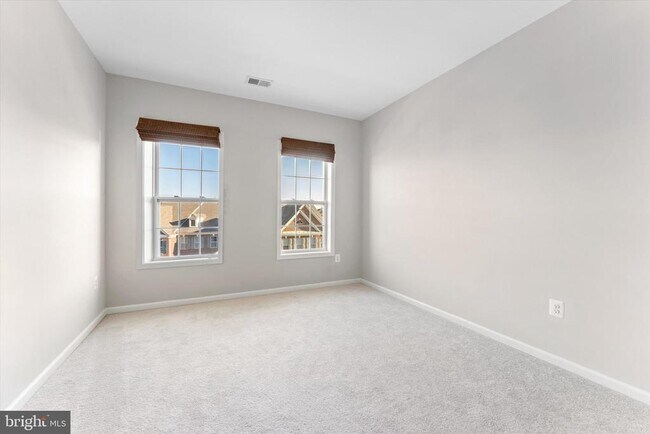 Building Photo - 23483 Logans Ridge Terrace