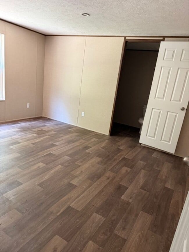 Building Photo - Brand New!! Singlewide MH in North Wakulla...