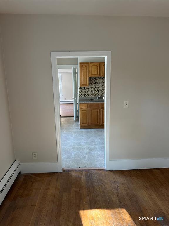 Building Photo - 10 Evans Rd