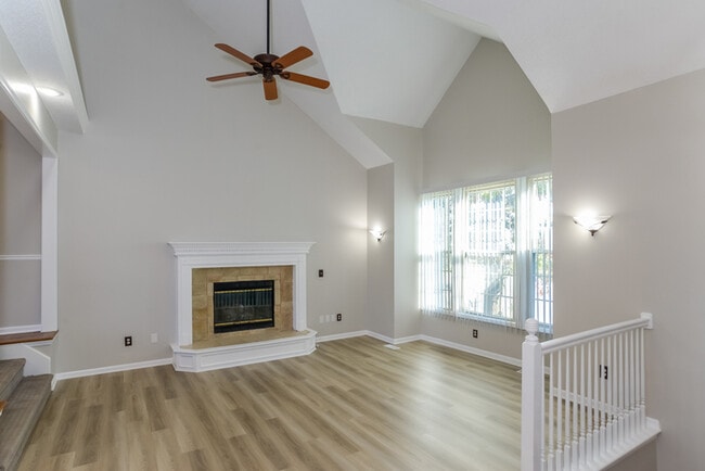 Building Photo - 1504 Bridlewood Ln