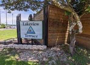 Building Photo - 211 D Lakeview Terrace