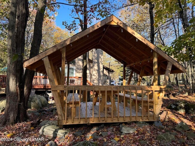 Building Photo - 2933 Melody Ln