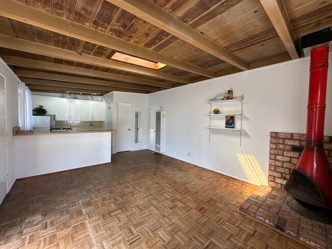 Building Photo - 1230 Devon Ln