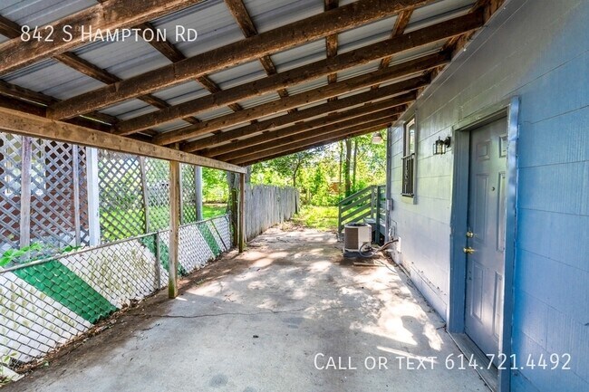 Building Photo - 842 S Hampton Rd