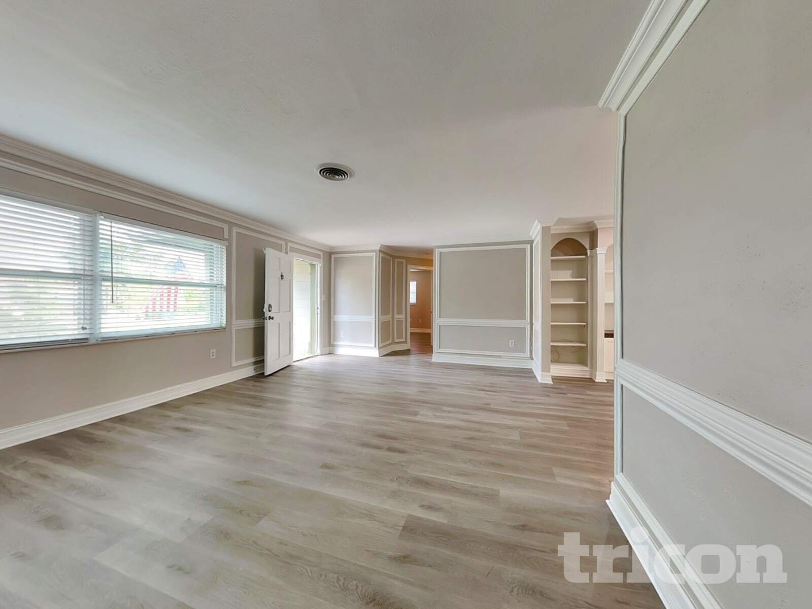 Building Photo - 331 Mendez Dr