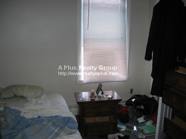 Building Photo - 5 Buckley Ave