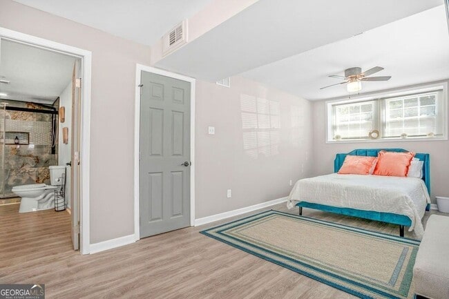 Building Photo - 6741 Gano Dr