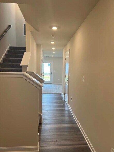 Building Photo - 218 Telluride Way