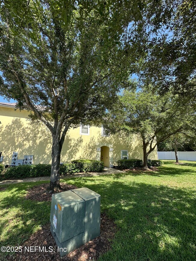 Building Photo - 13792 Herons Landing Way