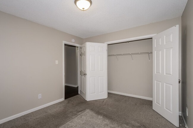 Building Photo - 4387 Cross Creek Cove