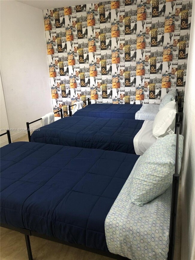 Building Photo - 1018 Foster Rd