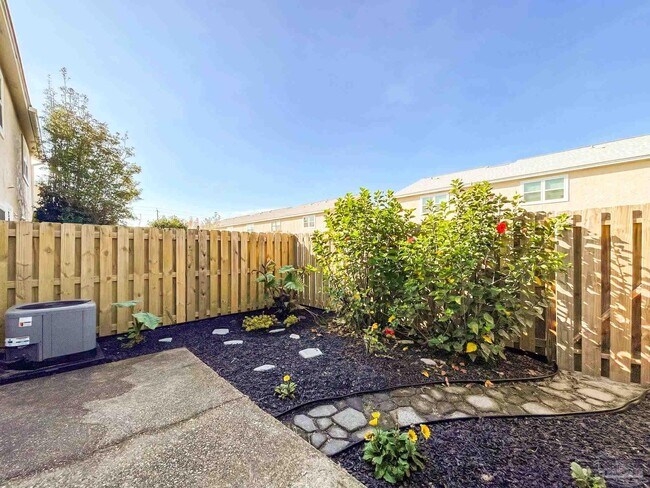 Building Photo - 5287 Balfour Pl