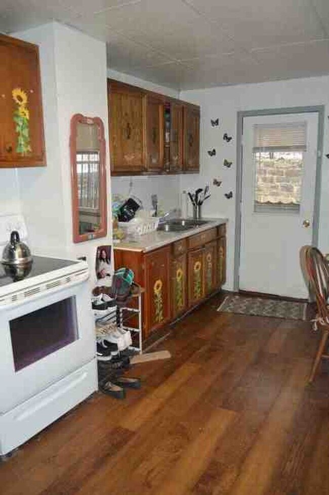 Building Photo - 1111 Locust St