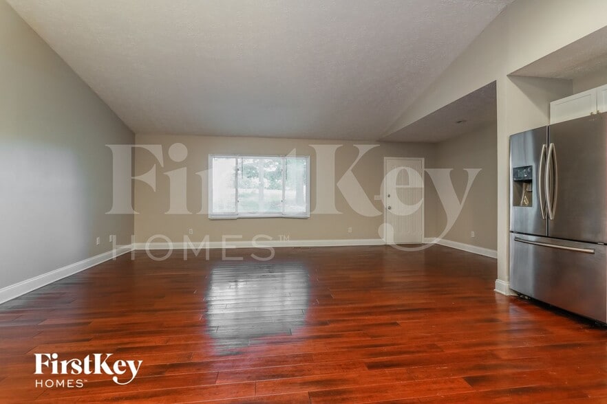 Building Photo - 2738 N Bogan Rd NE