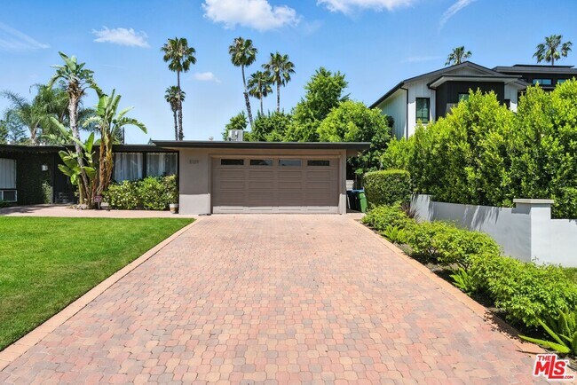 Building Photo - 5139 Collett Ave