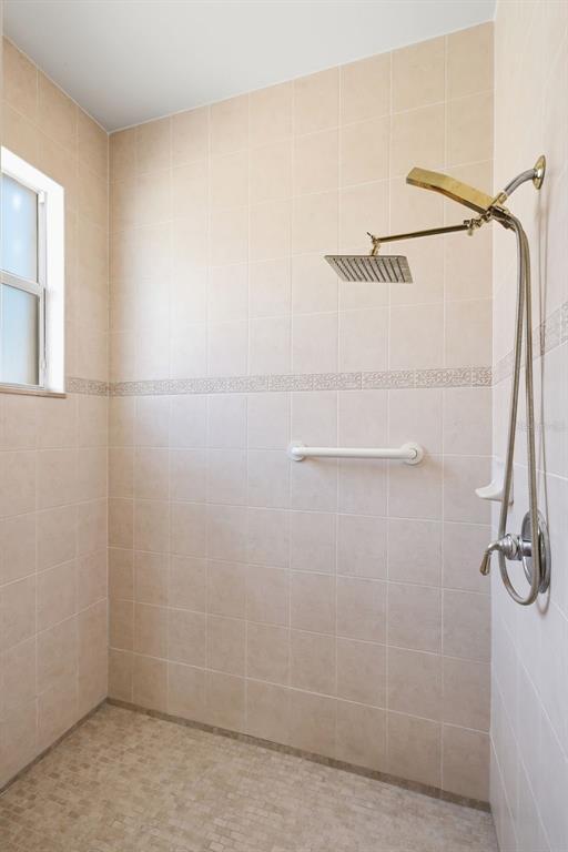 Building Photo - 110 Curry Rise Ct