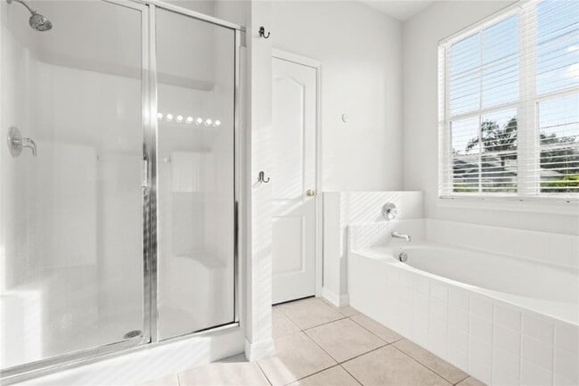 Building Photo - 3817 Blue Dasher Dr