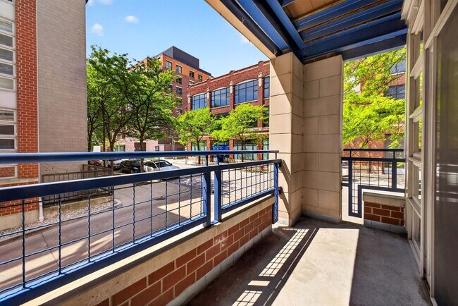 Building Photo - 1151 W Washington Blvd