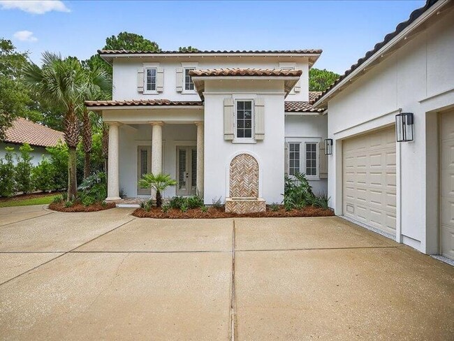 Building Photo - 3161 Club Dr