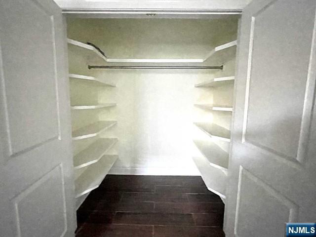 Building Photo - 855 Broad St