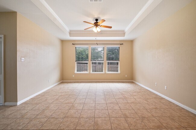 Building Photo - Peaceful 3 Bedroom, 2 Bath Home in Fantastic Paloma Lake Community!