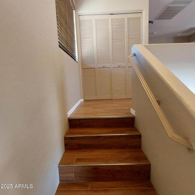 Building Photo - 12 S 228th Ln