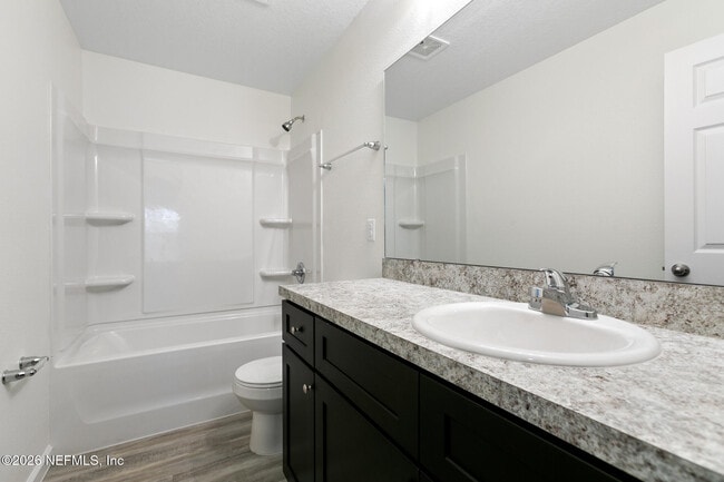 Building Photo - 8822 Eaton Ave