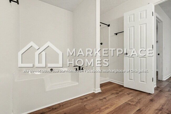 Building Photo - 2650 Cloud Ln